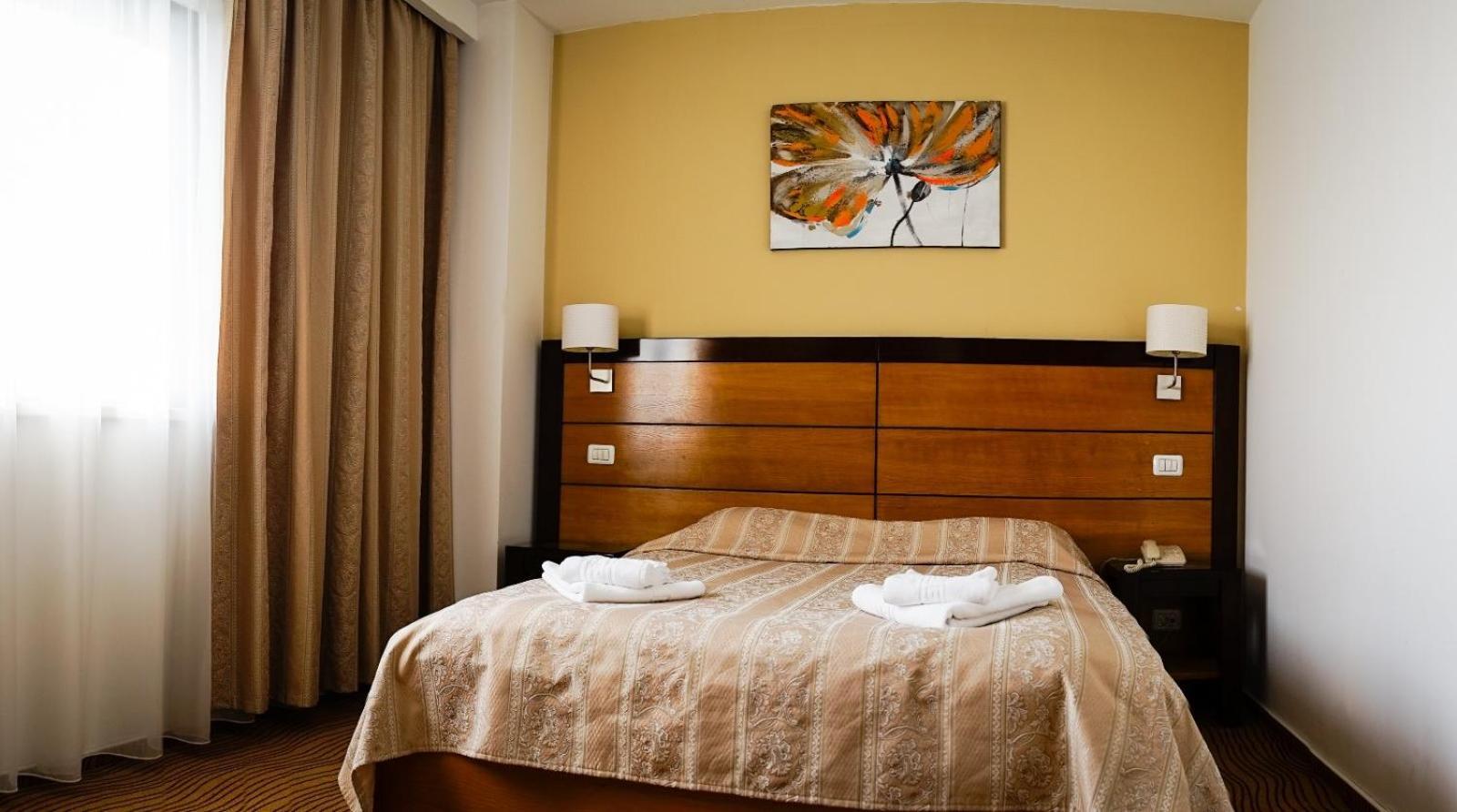 Hotel Criss Βουκουρέστι Εξωτερικό φωτογραφία