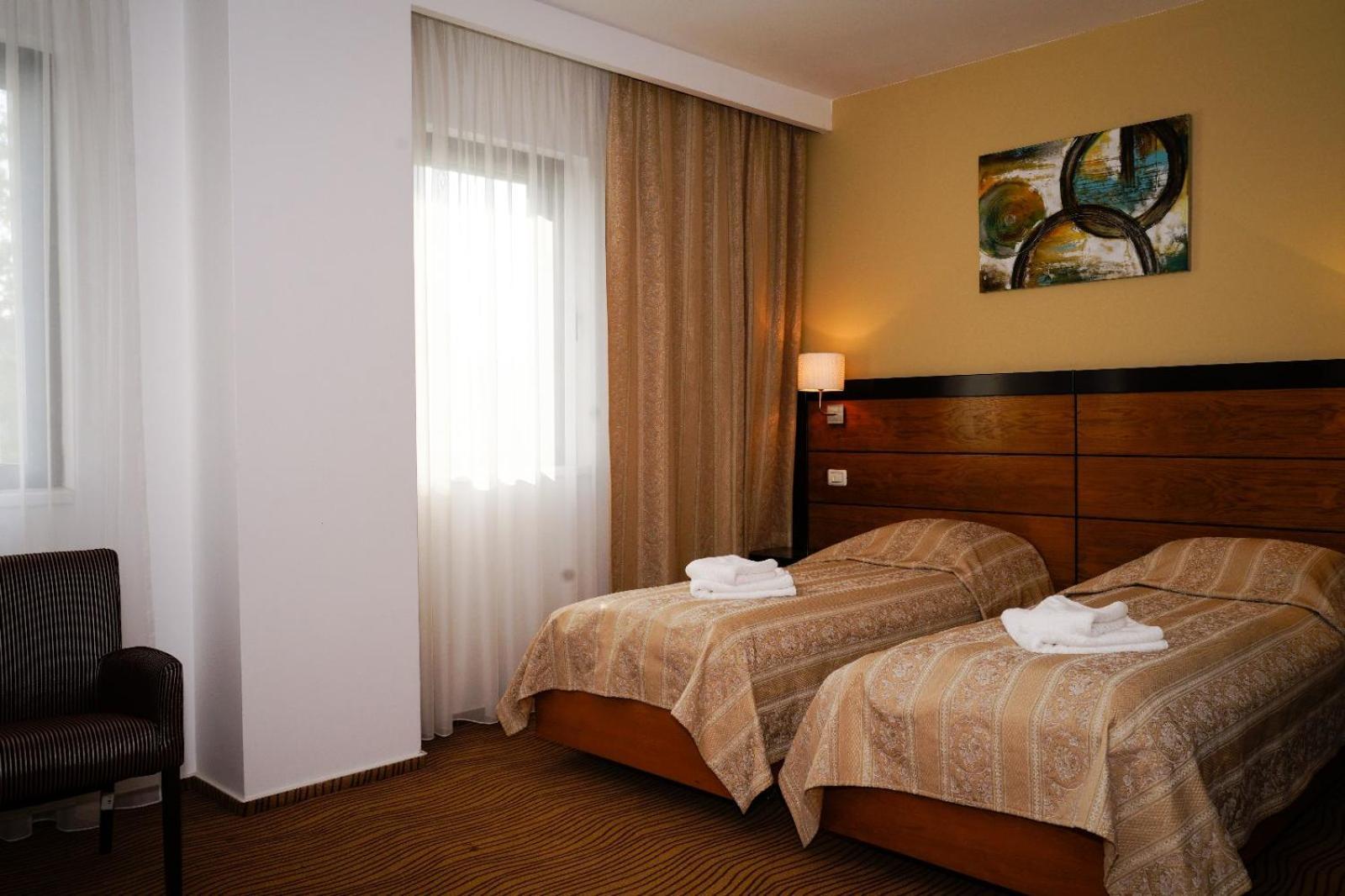 Hotel Criss Βουκουρέστι Εξωτερικό φωτογραφία