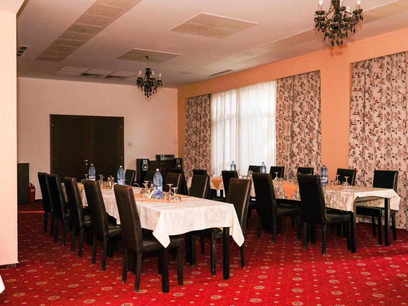 Hotel Criss Βουκουρέστι Εξωτερικό φωτογραφία
