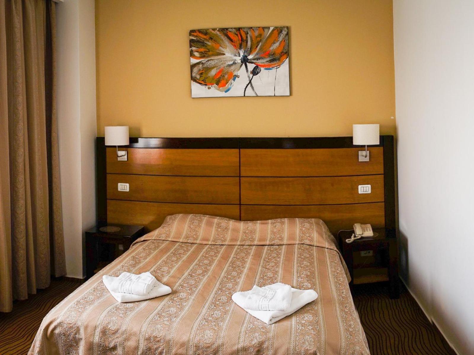 Hotel Criss Βουκουρέστι Εξωτερικό φωτογραφία