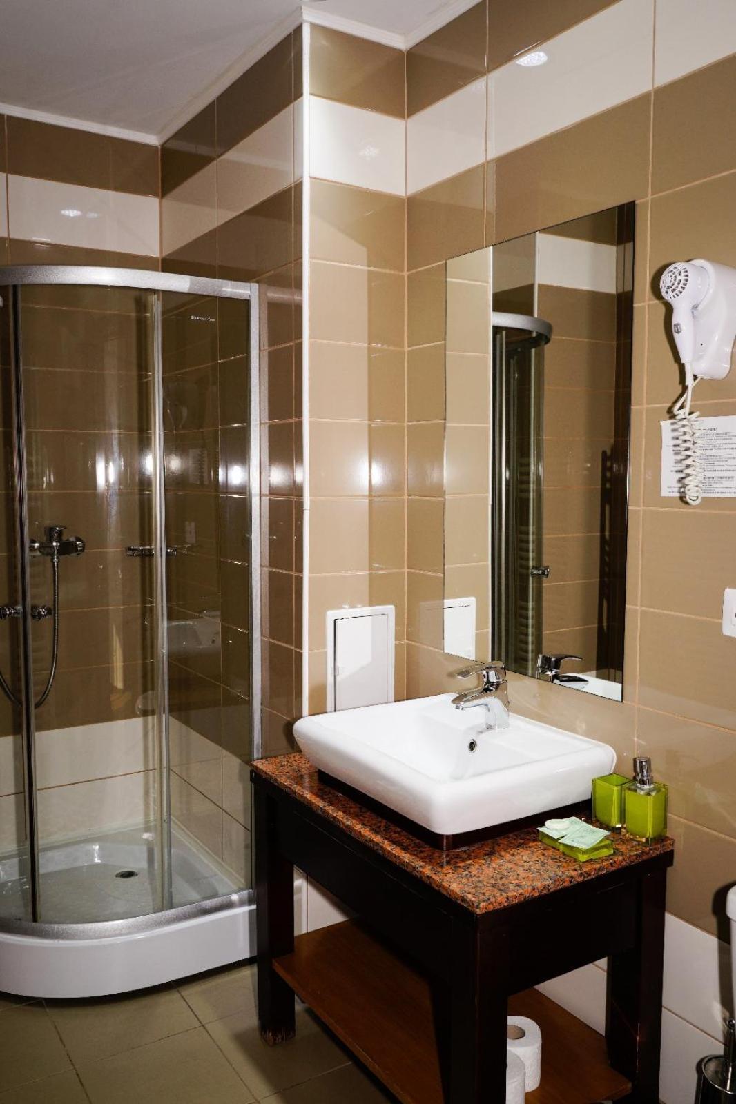 Hotel Criss Βουκουρέστι Εξωτερικό φωτογραφία
