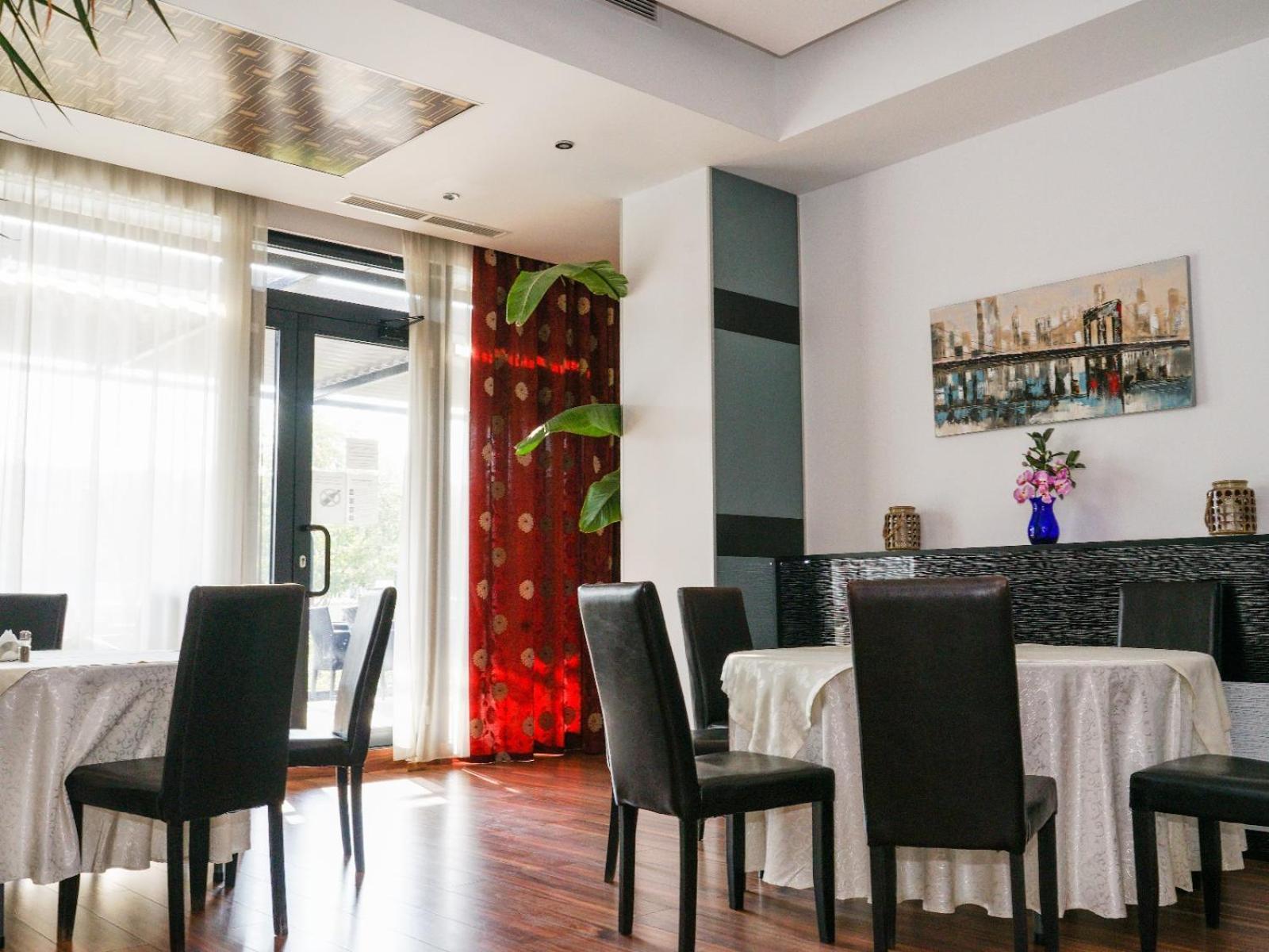 Hotel Criss Βουκουρέστι Εξωτερικό φωτογραφία