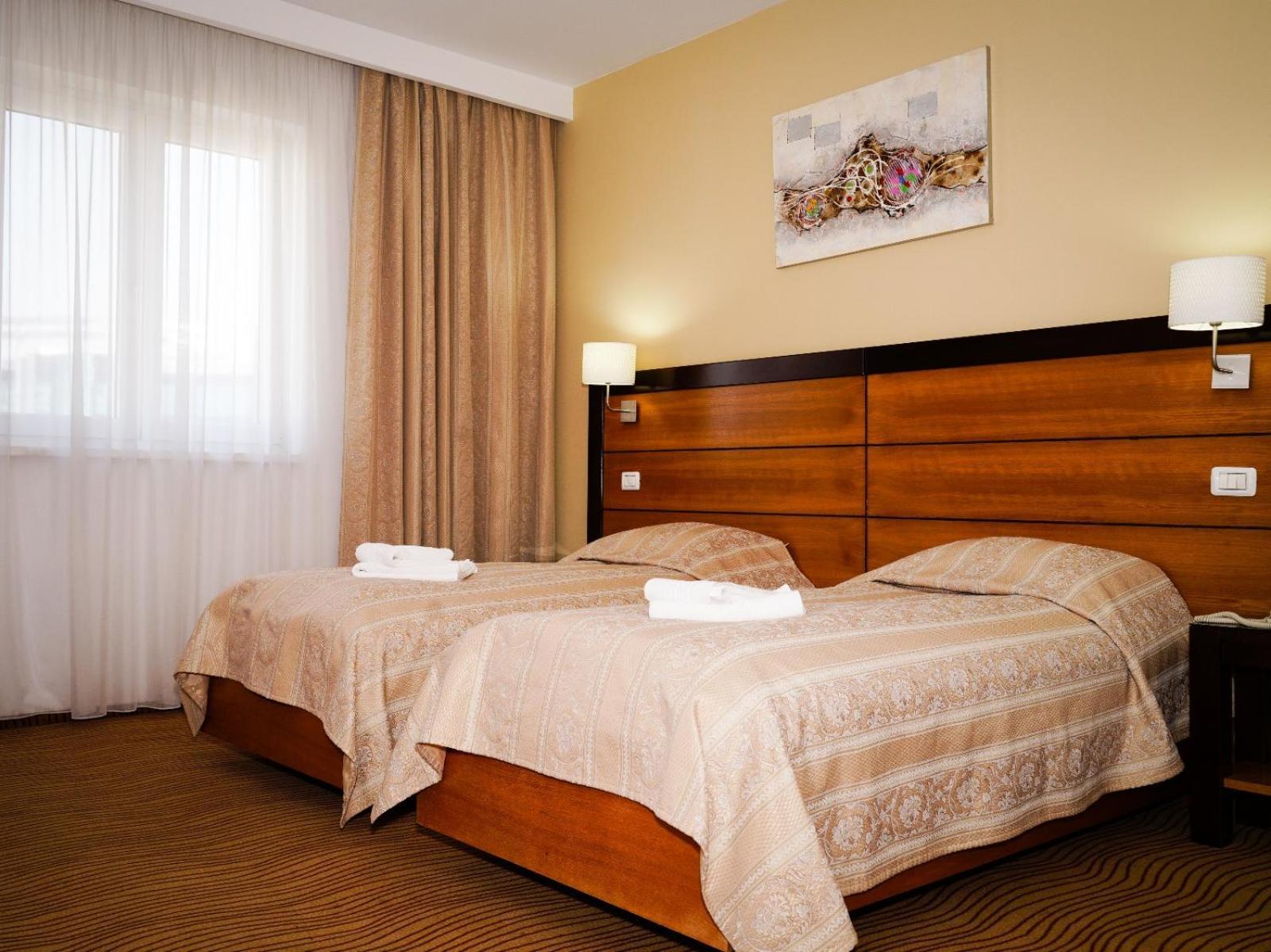 Hotel Criss Βουκουρέστι Εξωτερικό φωτογραφία
